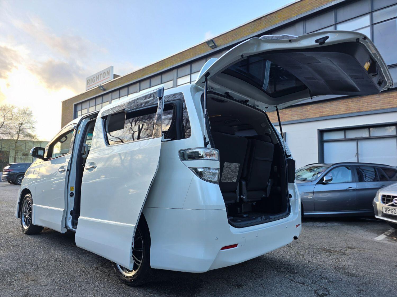 Used Toyota Vellfire 2012 for sale - 78070478: Photo 40