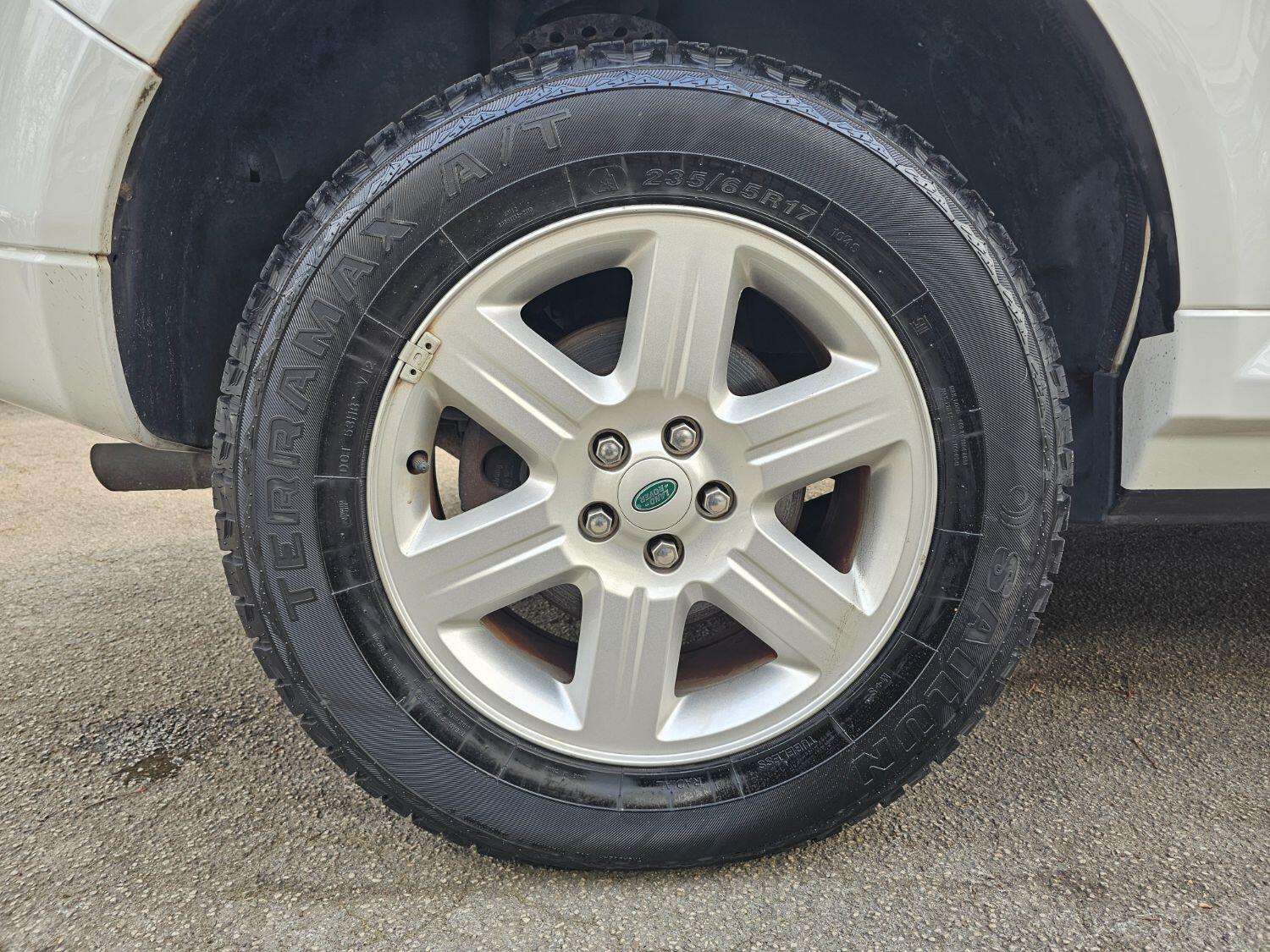 Used Land Rover Freelander 2 2011 for sale - 77189383: Photo 36