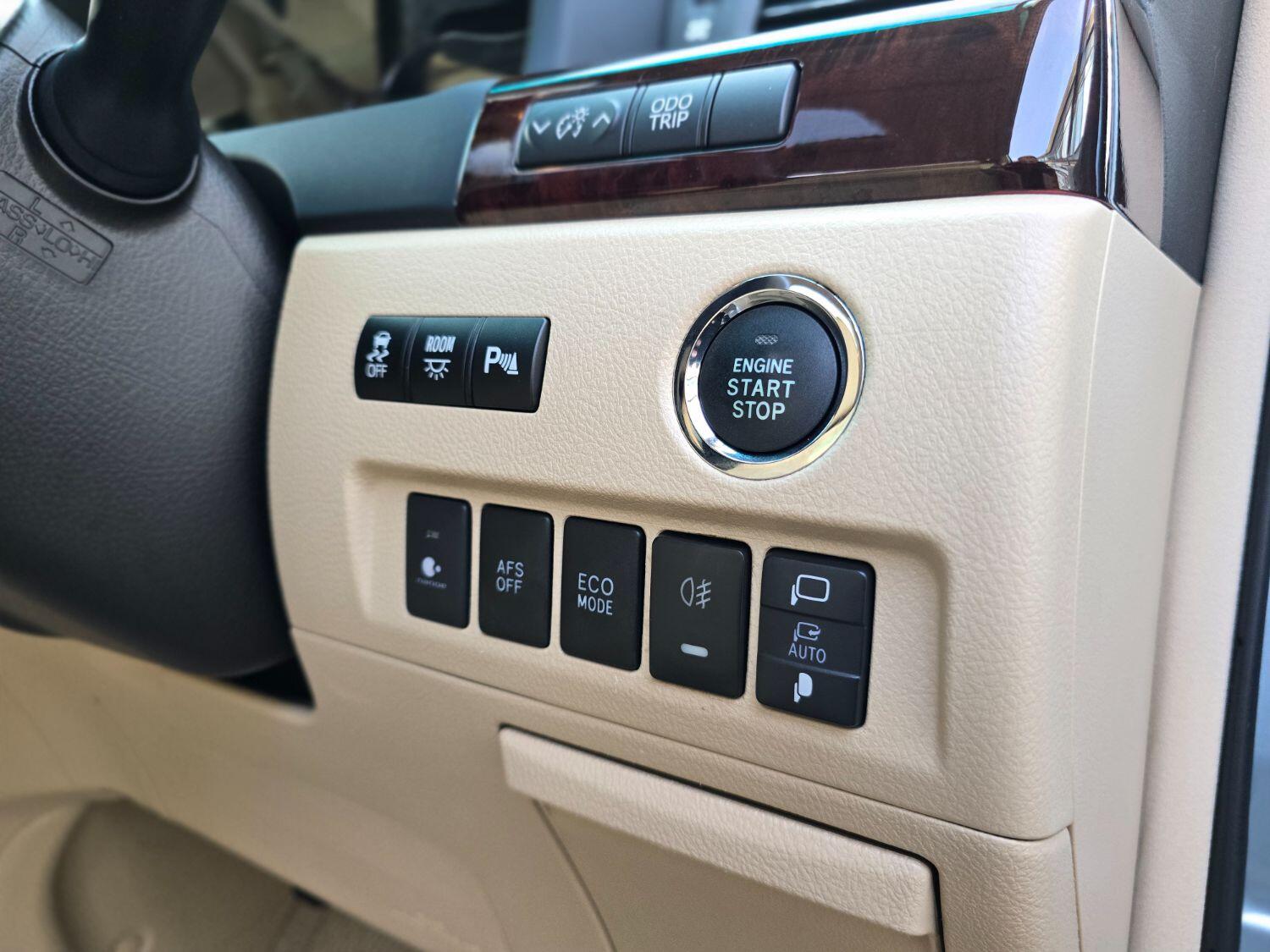 Used Toyota Vellfire 2012 for sale - 77189394: Photo 14