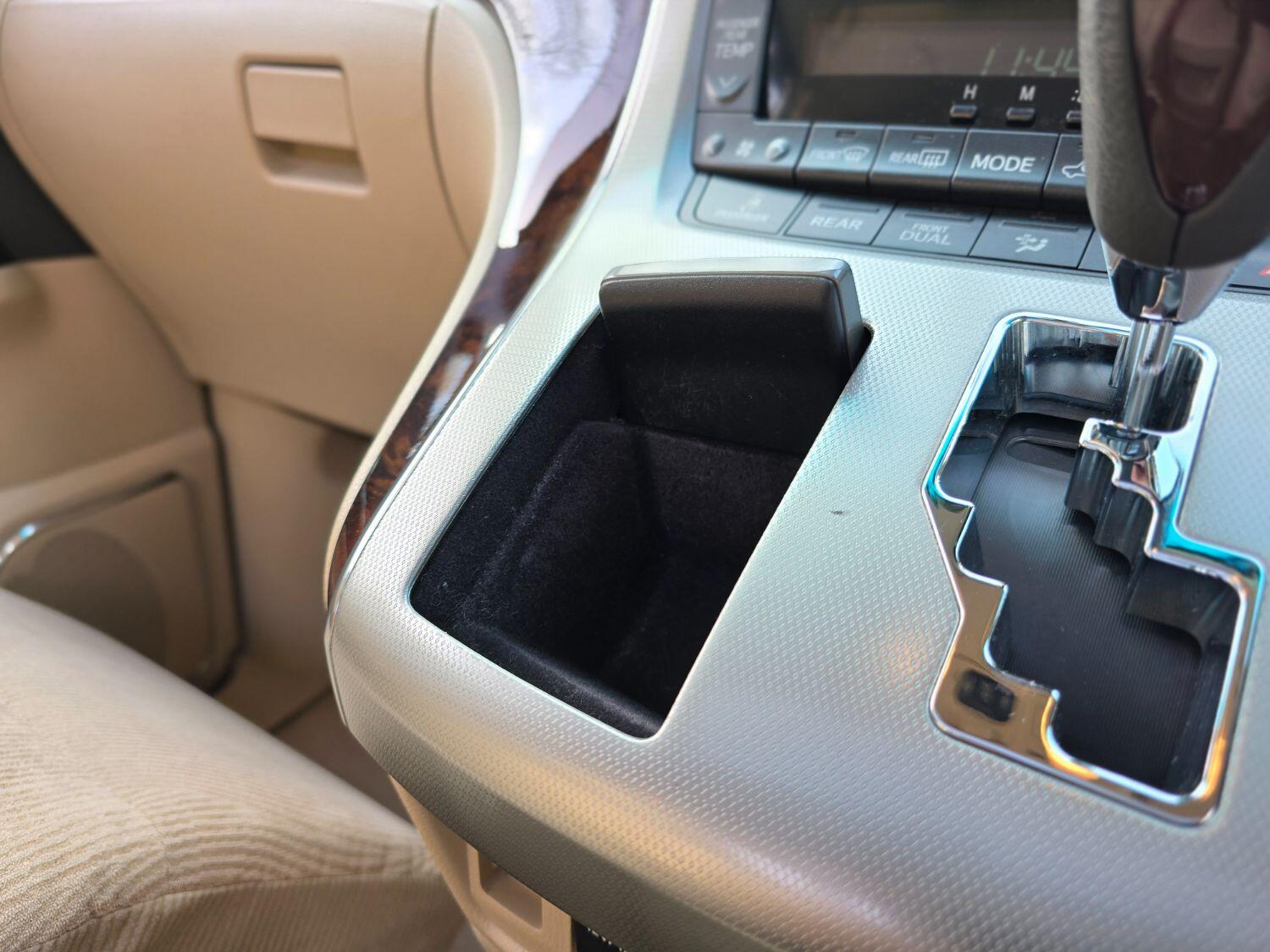 Used Toyota Vellfire 2012 for sale - 77189394: Photo 18