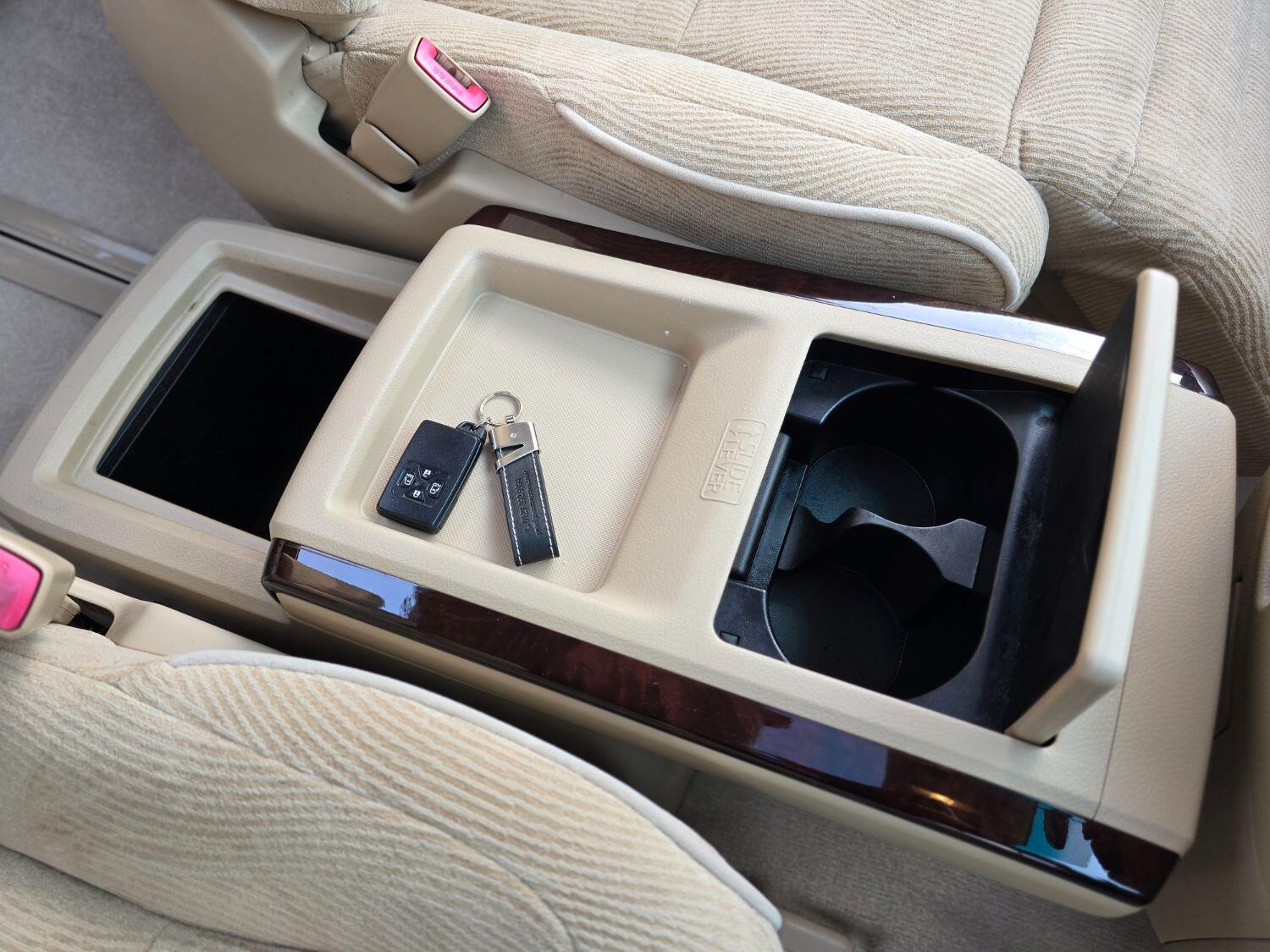 Used Toyota Vellfire 2012 for sale - 77189394: Photo 20