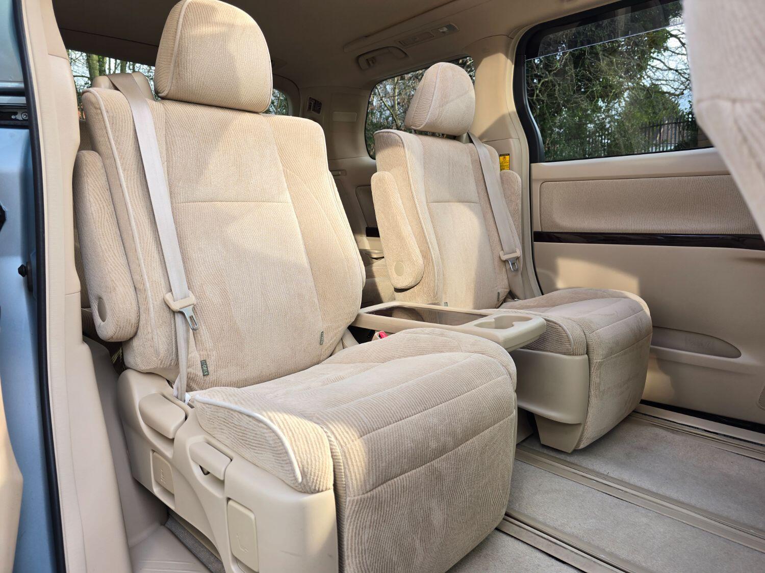 Used Toyota Vellfire 2012 for sale - 77189394: Photo 27