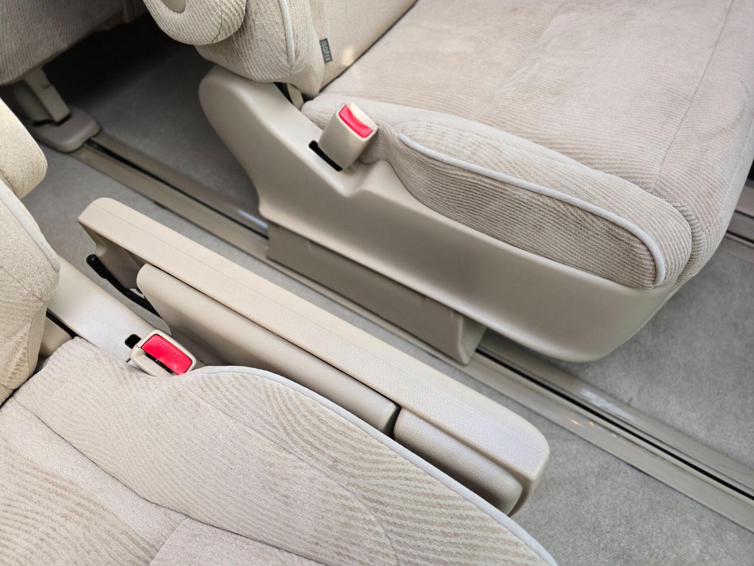 Used Toyota Vellfire 2012 for sale - 77189394: Photo 30