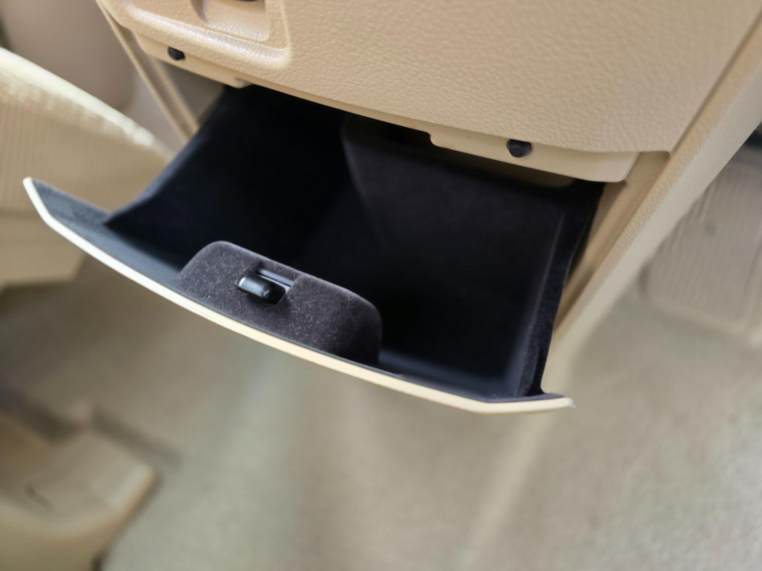 Used Toyota Vellfire 2012 for sale - 77189394: Photo 37