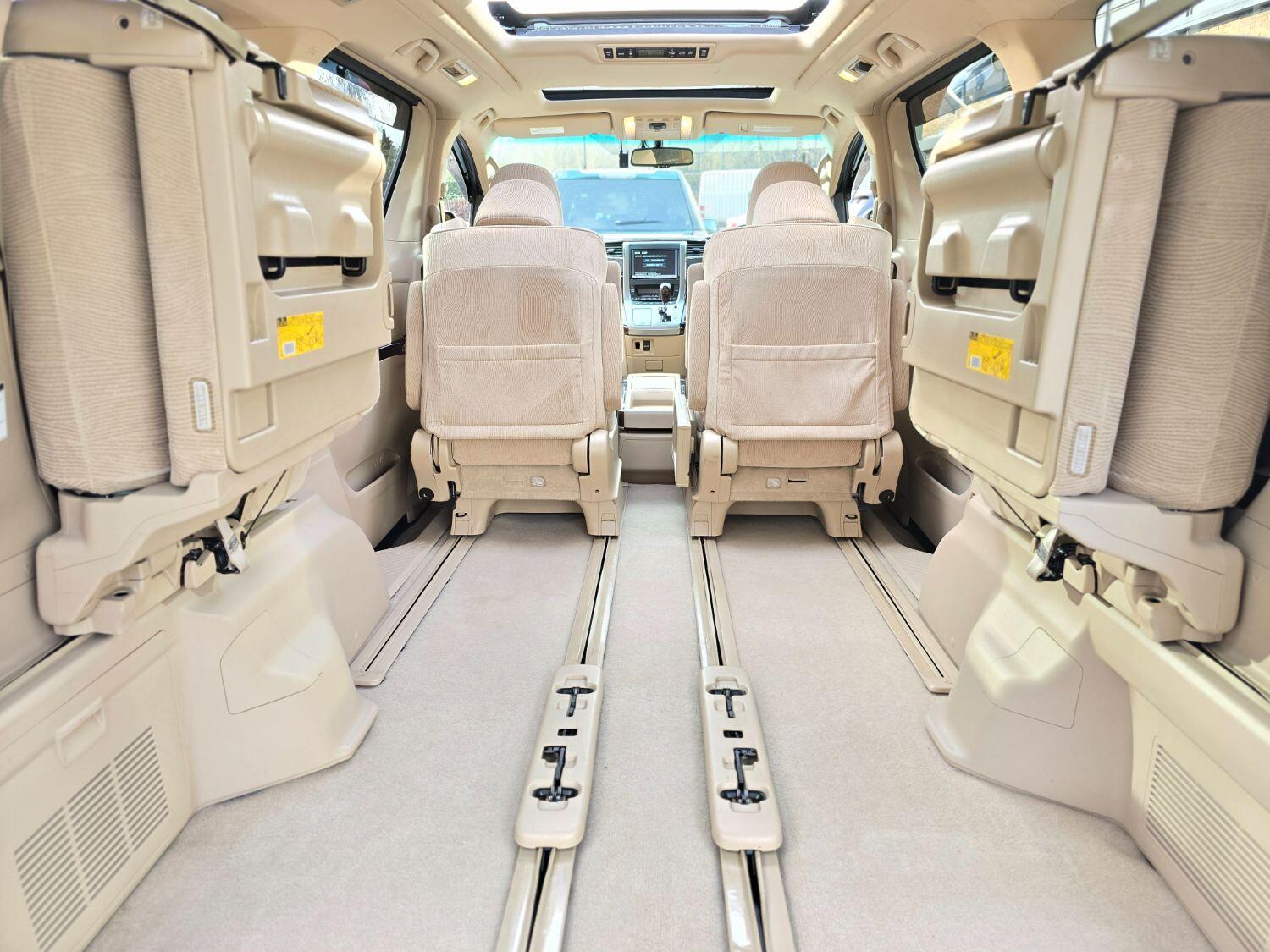 Used Toyota Vellfire 2012 for sale - 77189394: Photo 49