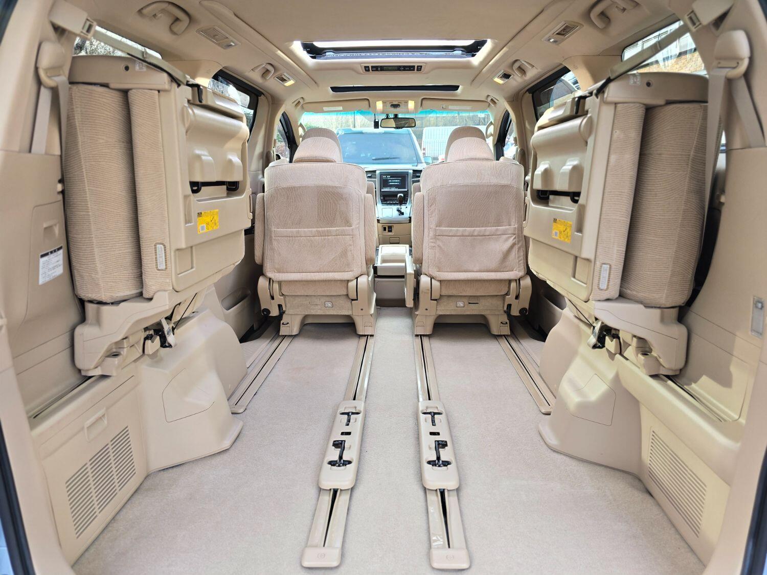 Used Toyota Vellfire 2012 for sale - 77189394: Photo 50