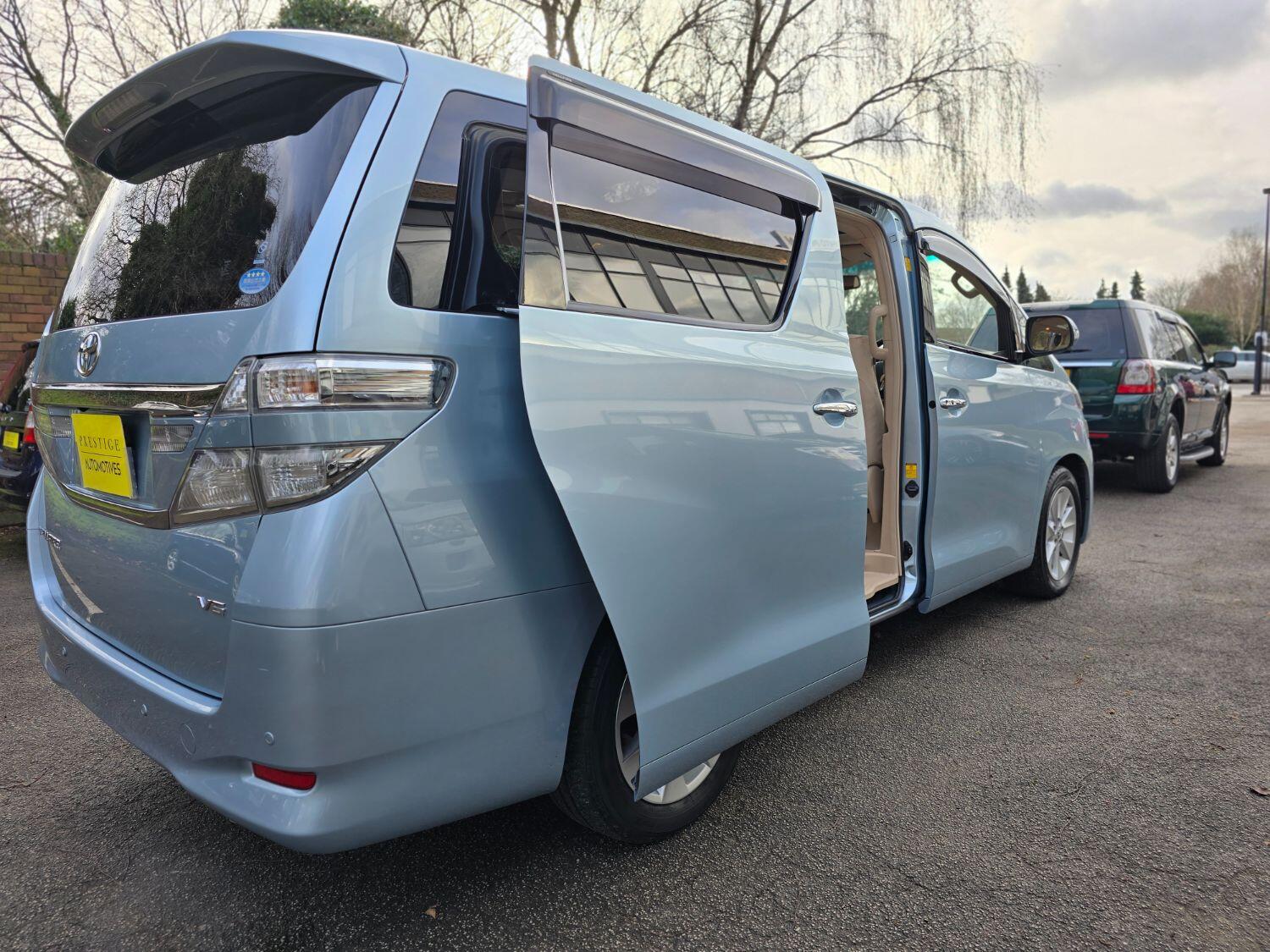 Used Toyota Vellfire 2012 for sale - 77189394: Photo 57