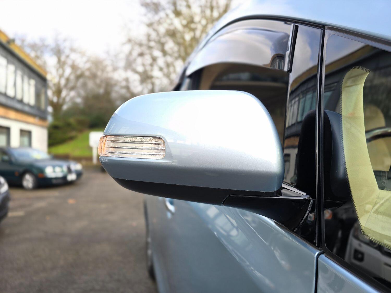 Used Toyota Vellfire 2012 for sale - 77189394: Photo 60