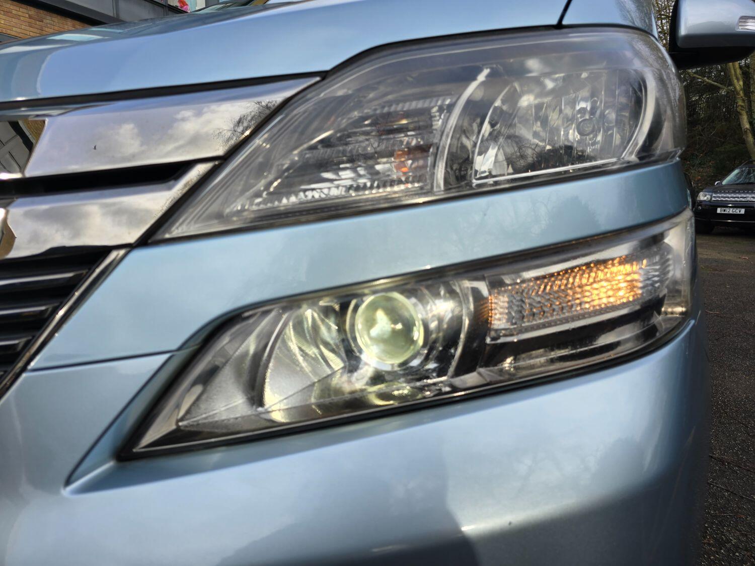 Used Toyota Vellfire 2012 for sale - 77189394: Photo 70