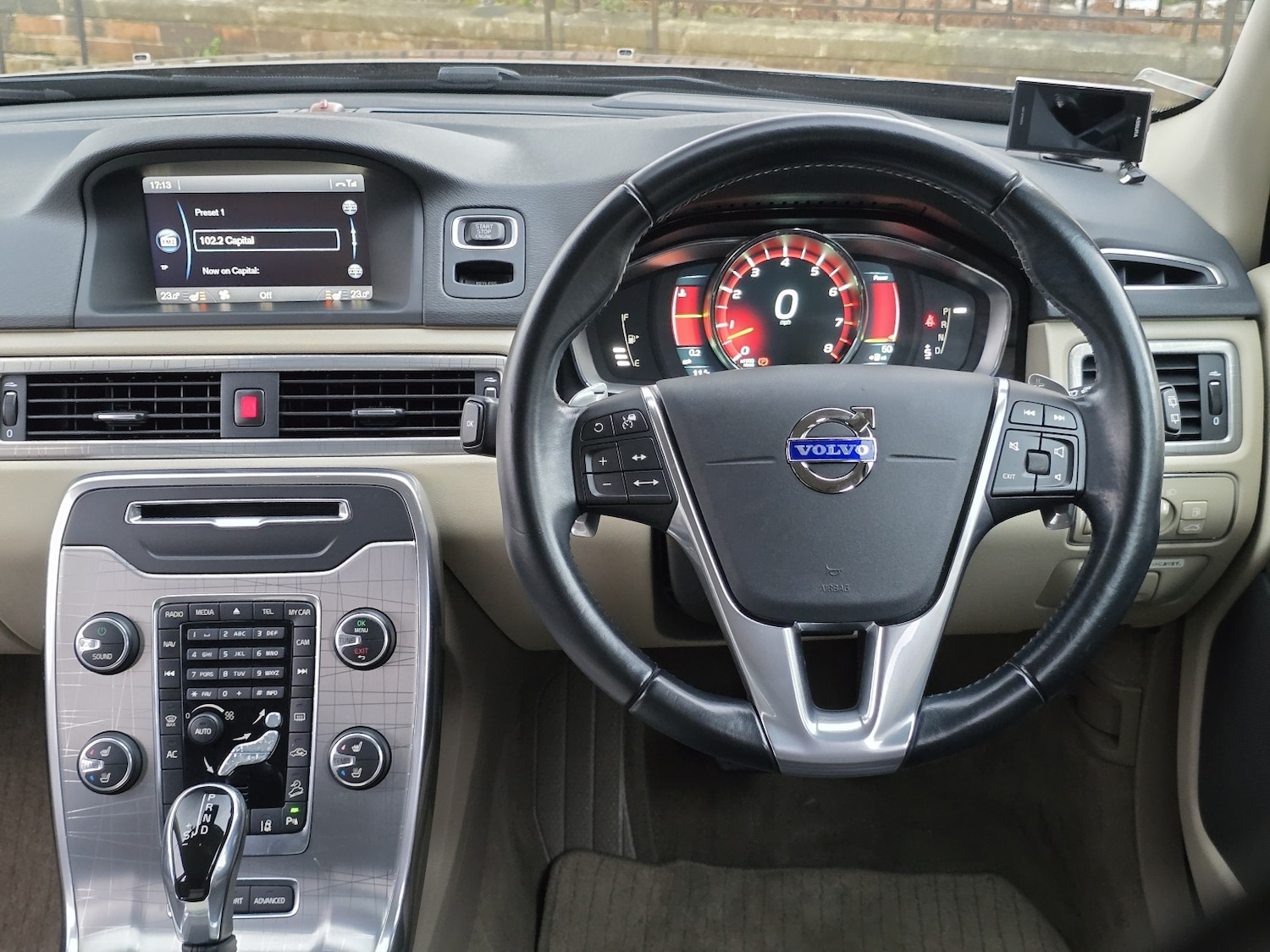 Used Volvo XC70 2013 for sale - 77750058: Photo 14