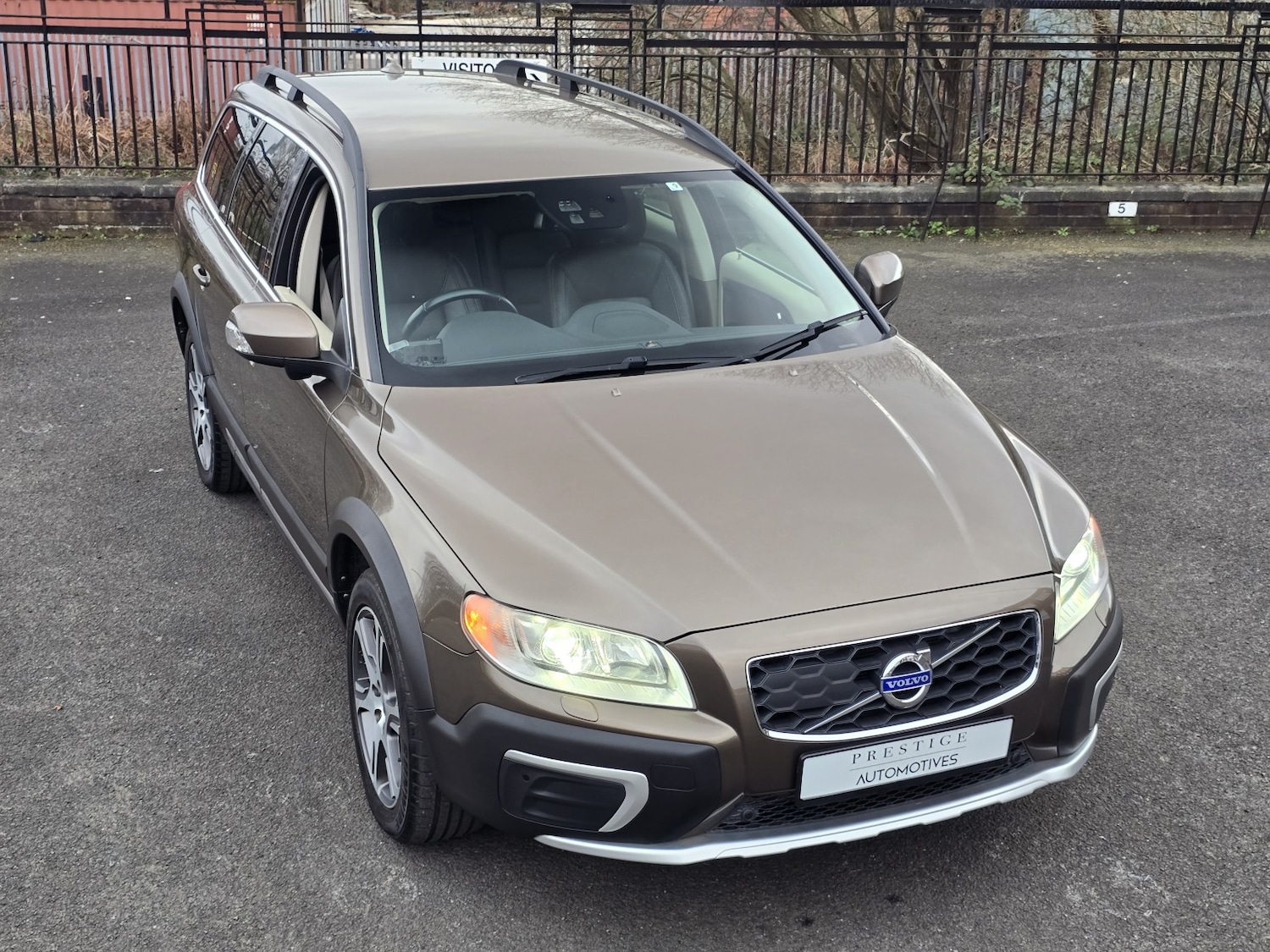 Used Volvo XC70 2013 for sale - 77750058: Photo 21