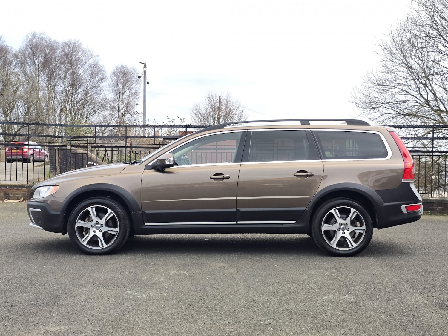 Used Volvo XC70 2013 for sale - 77750058: Photo 29