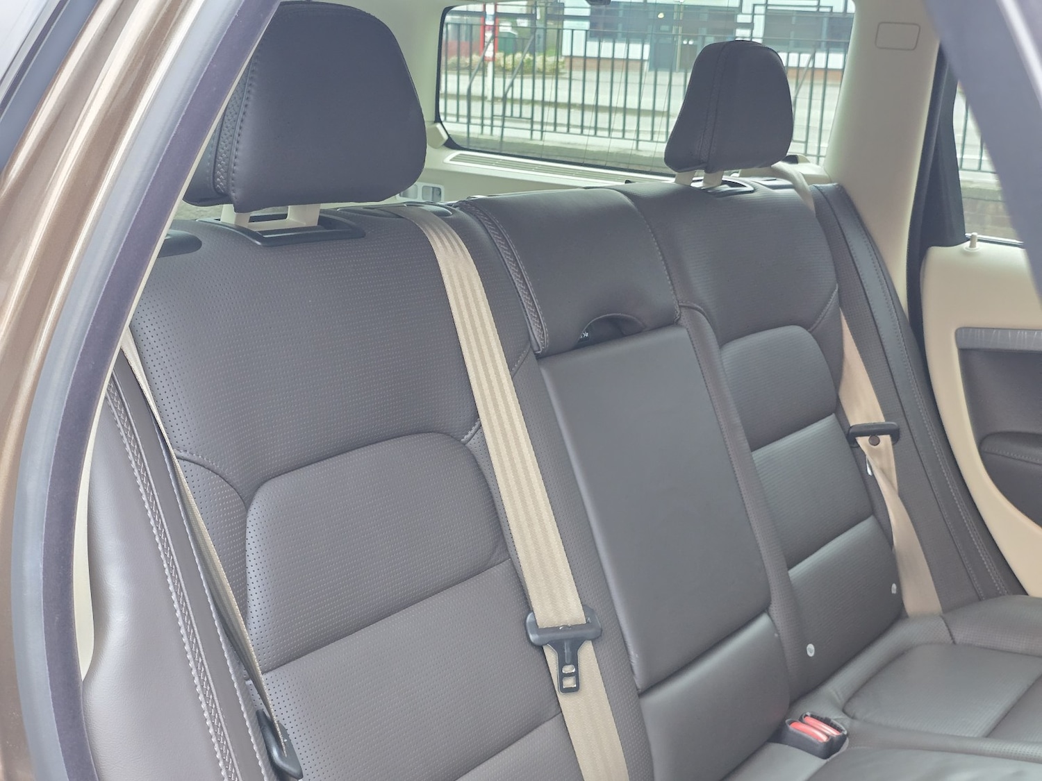 Used Volvo XC70 2013 for sale - 77750058: Photo 37