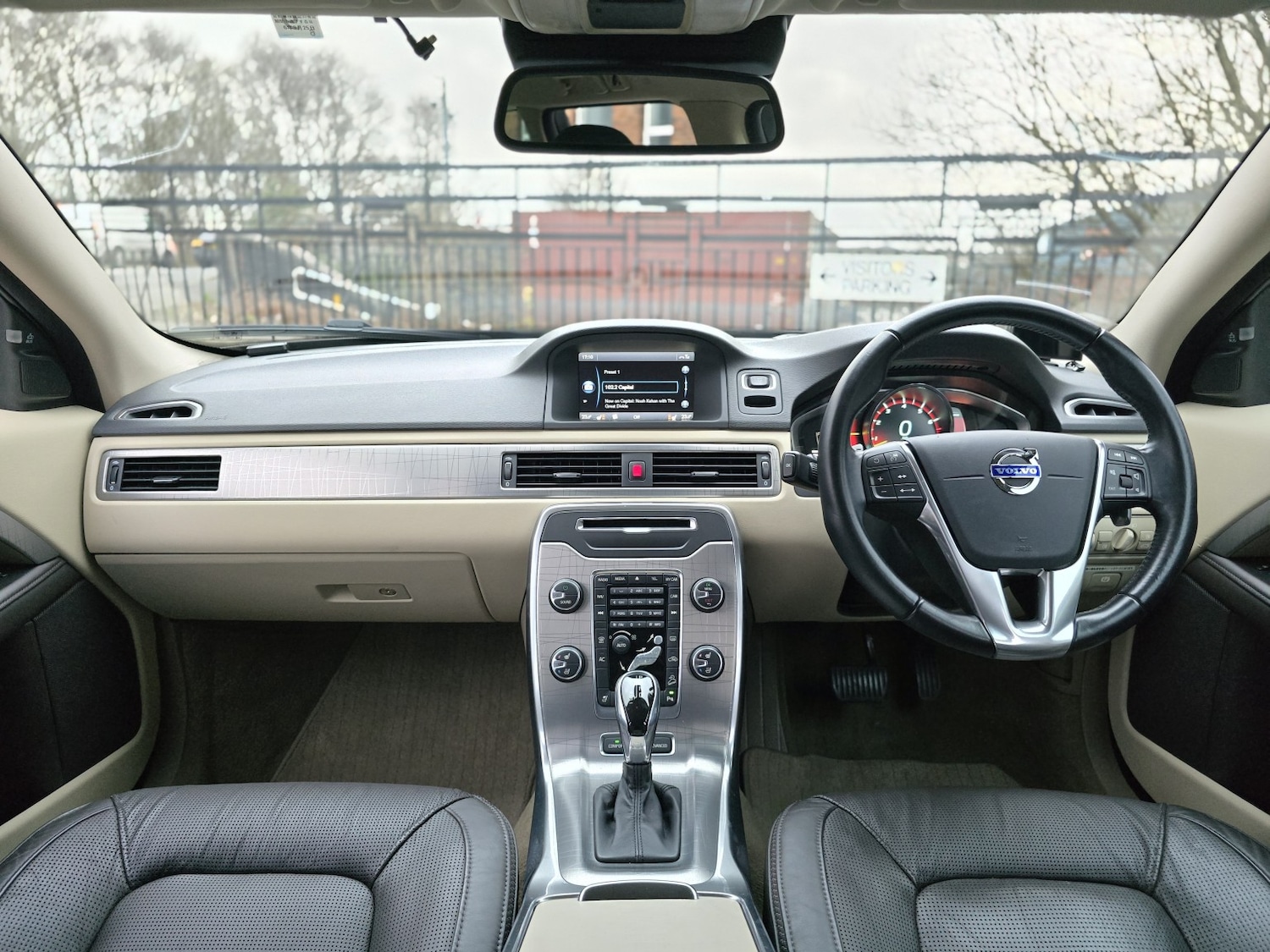 Used Volvo XC70 2013 for sale - 77750058: Photo 5