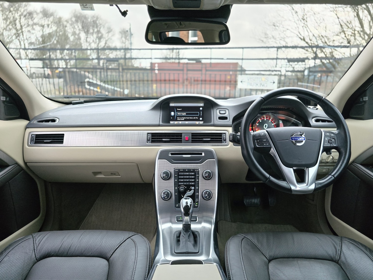 Used Volvo XC70 2013 for sale - 77750058: Photo 52