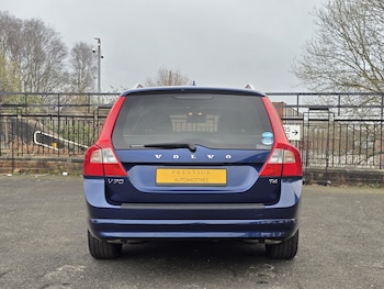 Used Volvo V70 2013 for sale - 78349242: Photo