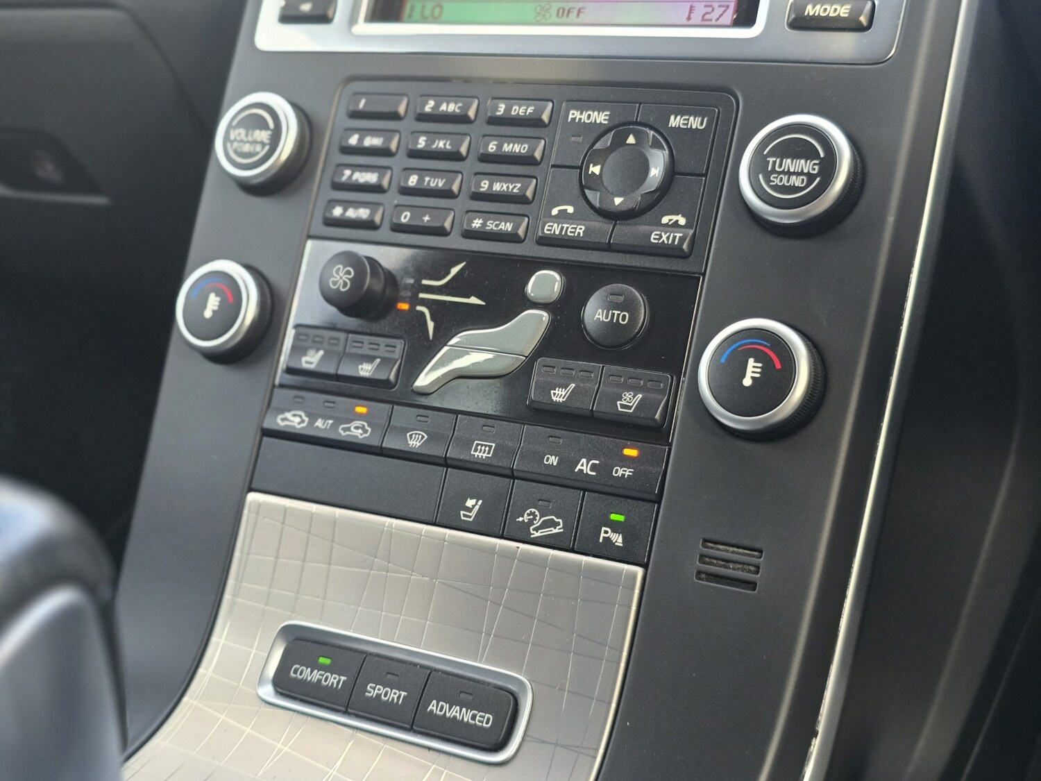 Used Volvo XC70 for sale - 77189311: Photo 42