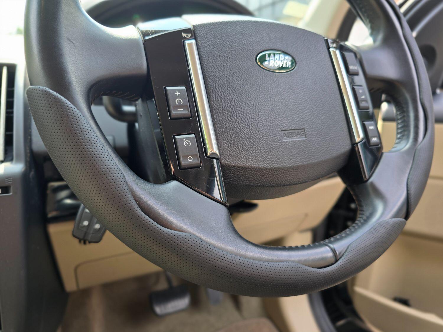 Used Land Rover Freelander 2 2011 for sale - 77189367: Photo 16