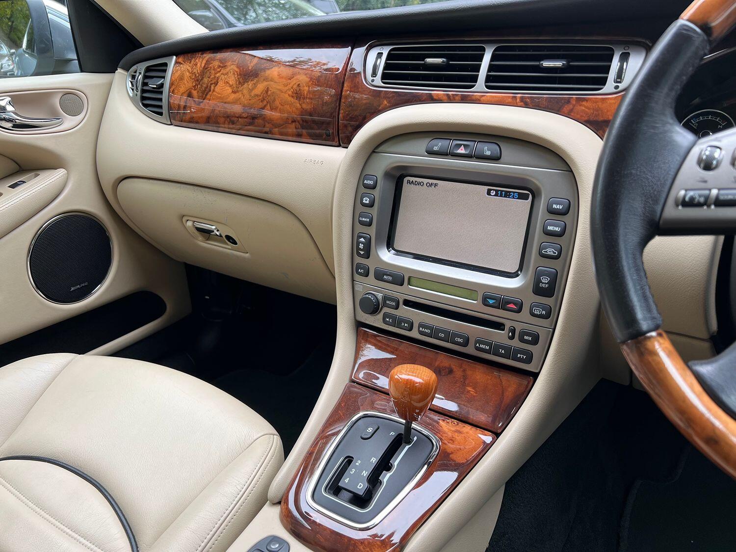 Used Jaguar X-Type 2024 for sale - 77189388: Photo 11