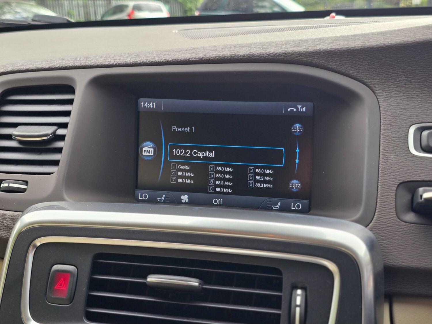 Used Volvo V60 2012 for sale - 77189365: Photo 21