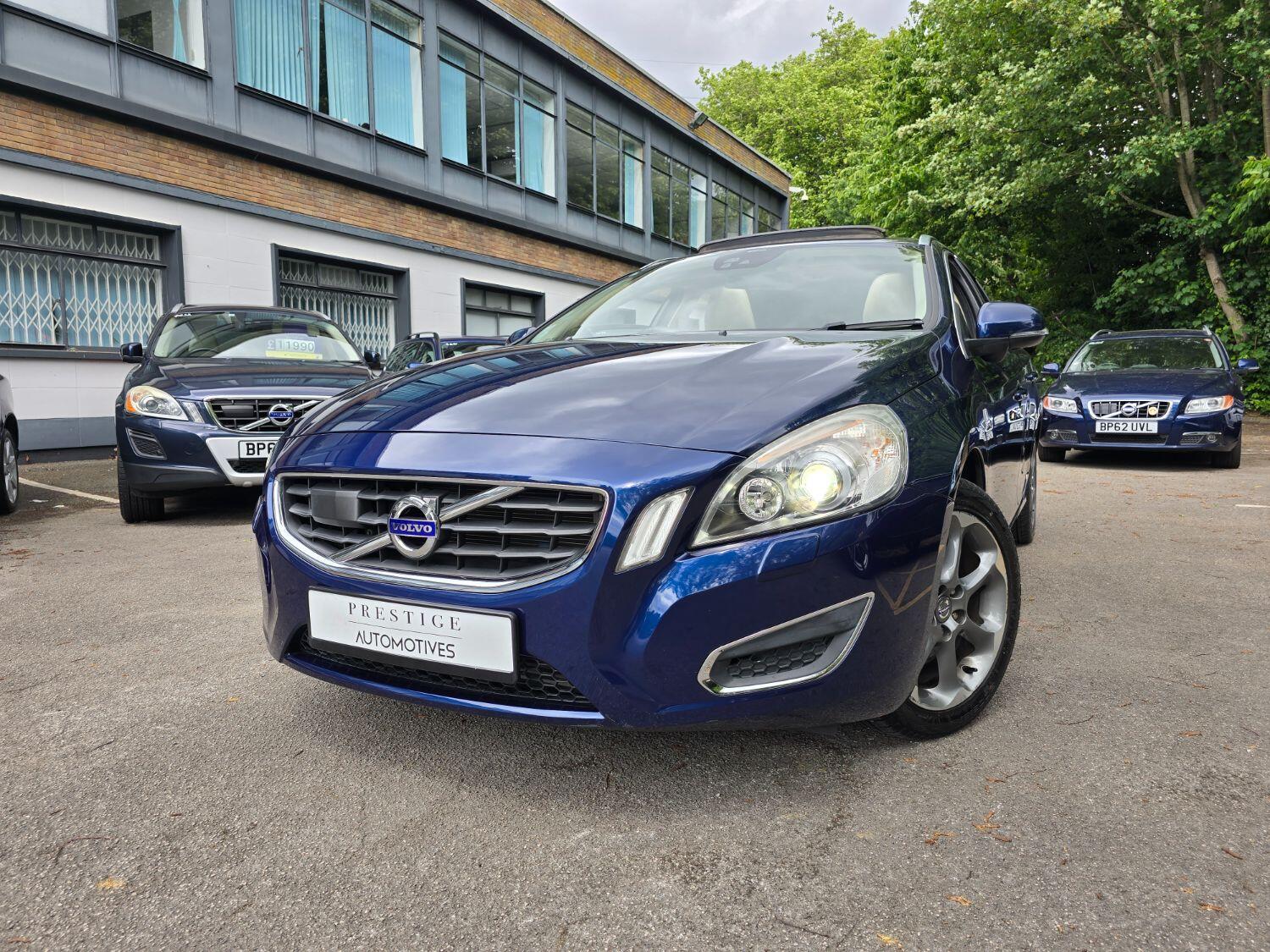 Used Volvo V60 2012 for sale - 77189365: Photo 4