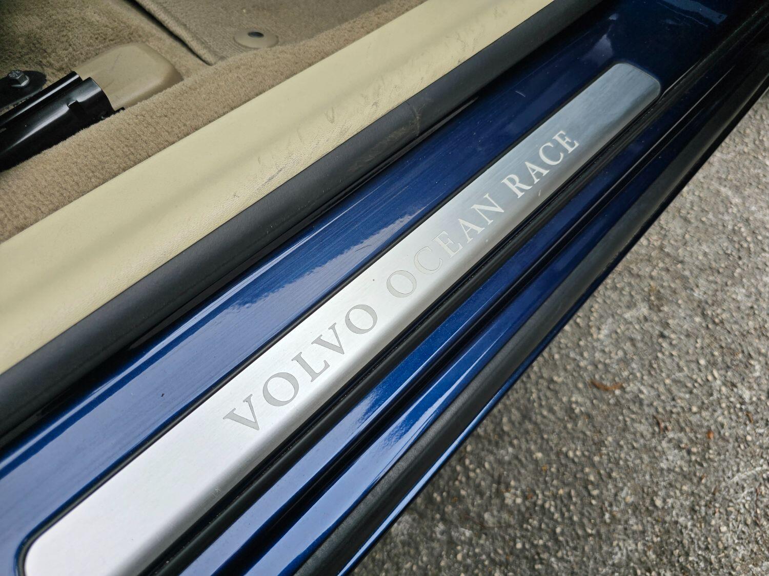 Used Volvo V60 2012 for sale - 77189365: Photo 60