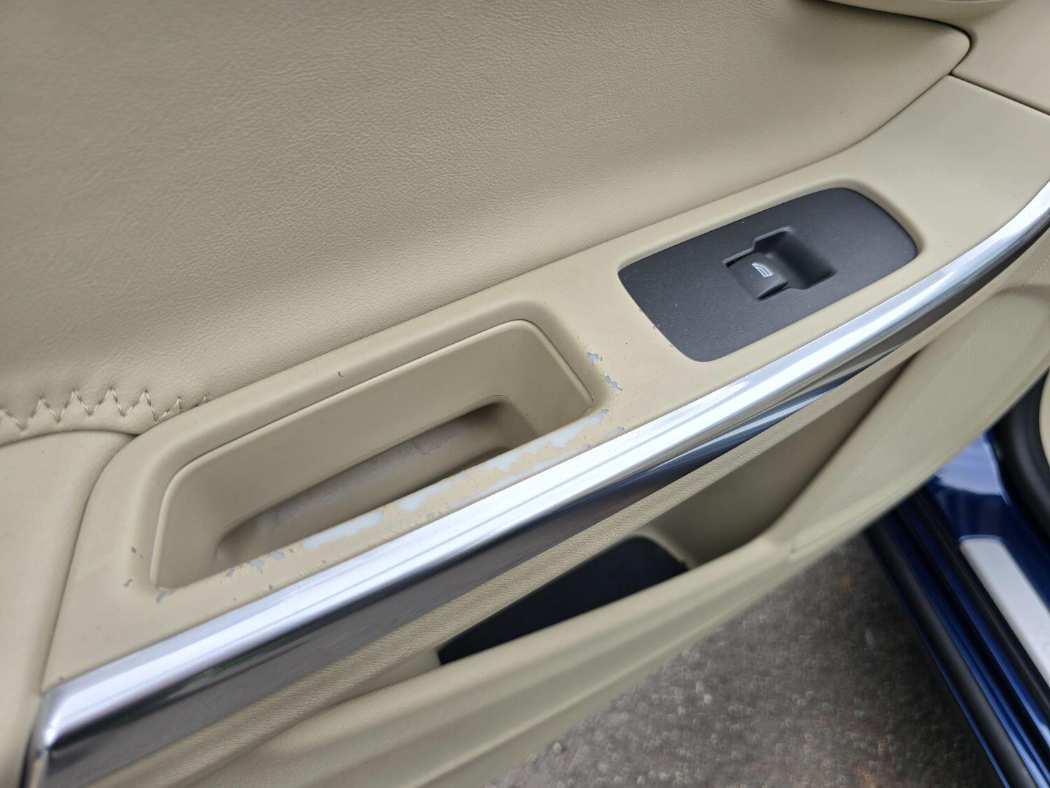 Used Volvo V60 2012 for sale - 77189365: Photo 64