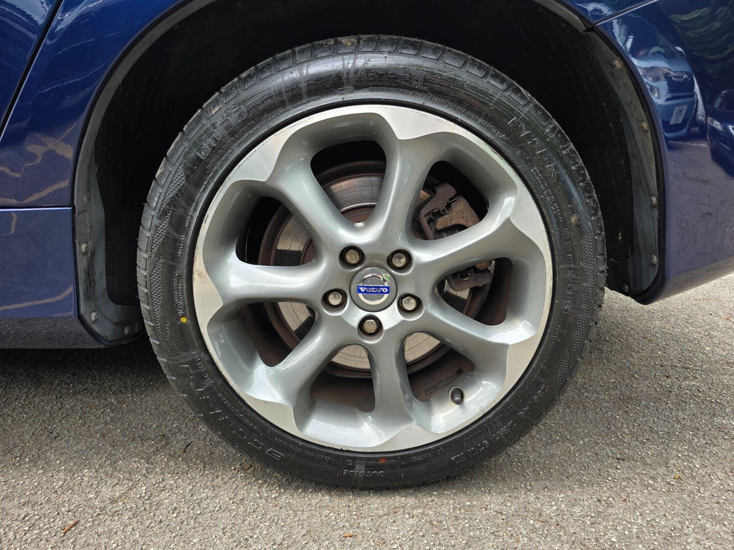 Used Volvo V60 2012 for sale - 77189365: Photo 75