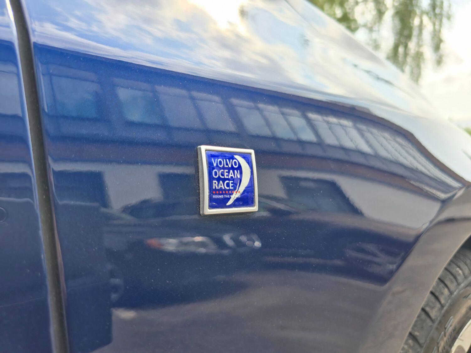 Used Volvo V60 2012 for sale - 77189365: Photo 80