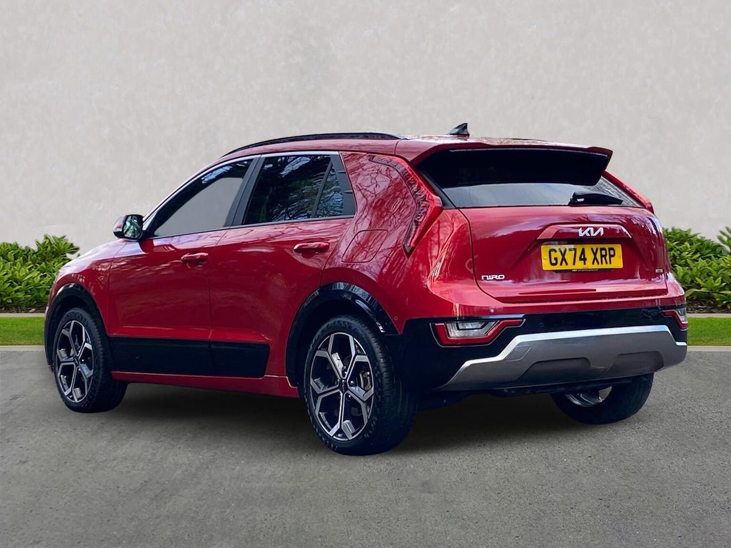 Used Kia Niro 2024 for sale - 77845385: Photo 2