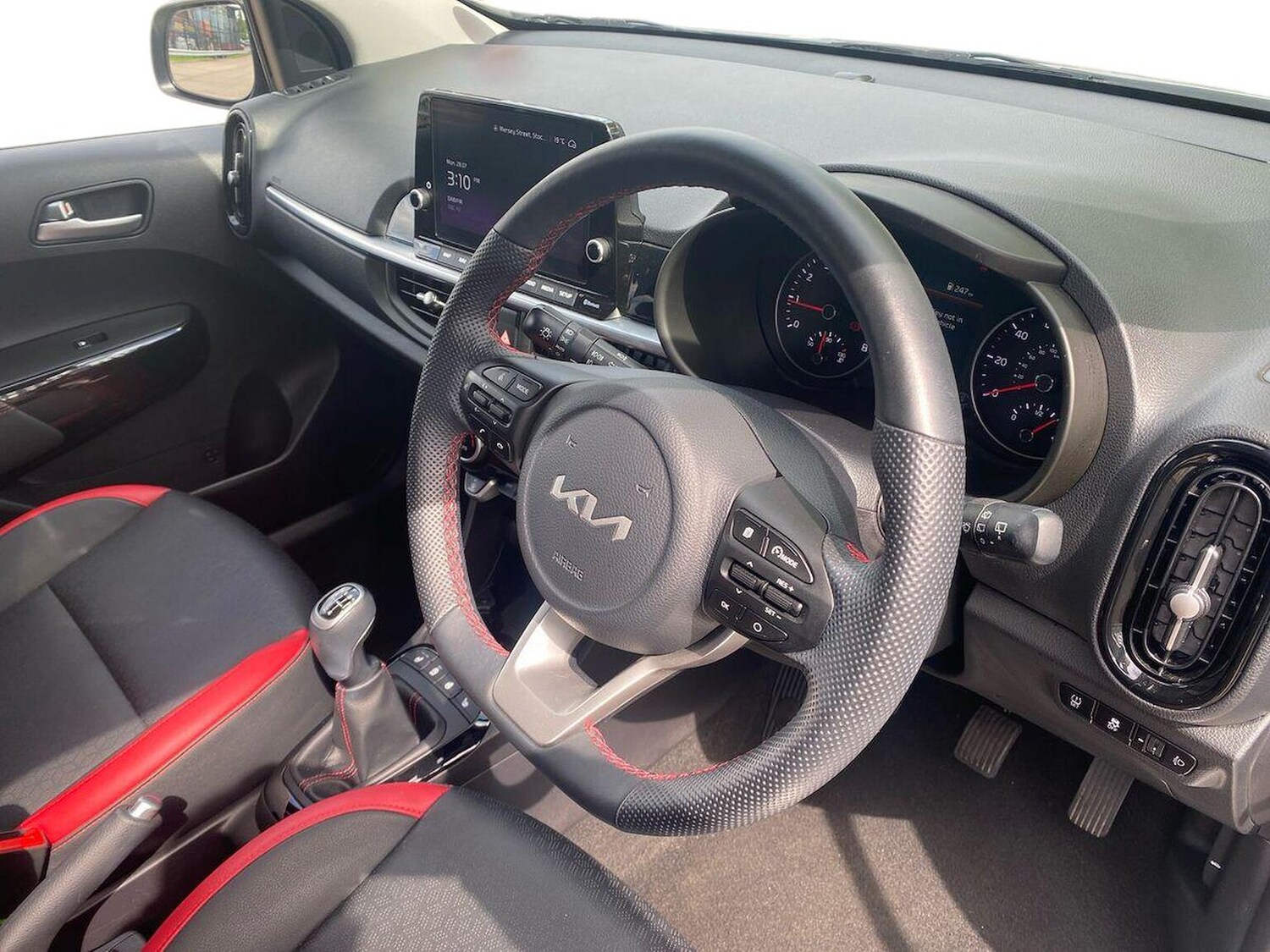 Used Kia Picanto 2023 for sale - 76477243: Photo 15