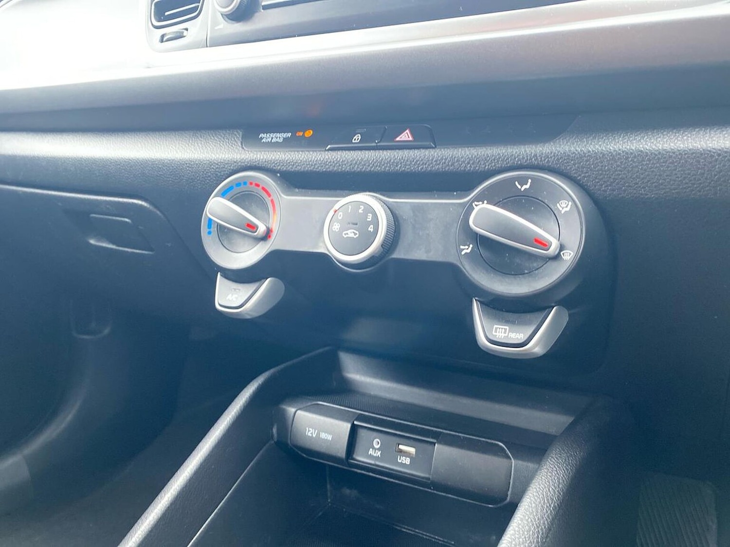 Used Kia Rio 2019 for sale - 76591384: Photo 12