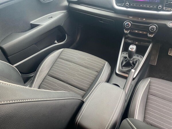Used Kia Stonic 2024 for sale - 76310124: Photo 13