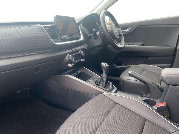 Used Kia Stonic 2024 for sale - 76310124: Photo 7