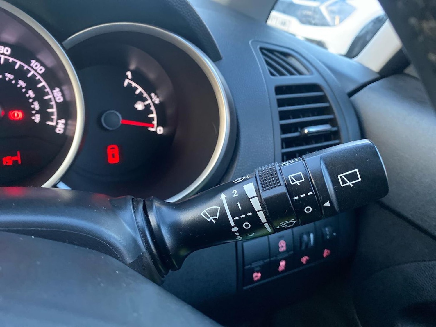 Used Kia Venga 2019 for sale - 77028164: Photo 30