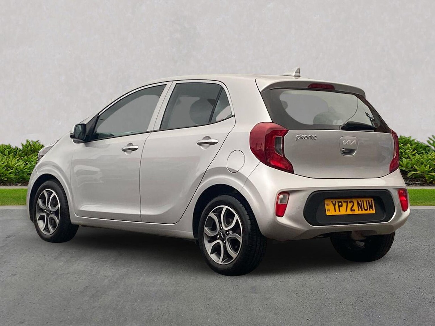 Used Kia Picanto 2022 for sale - 76497364: Photo 2