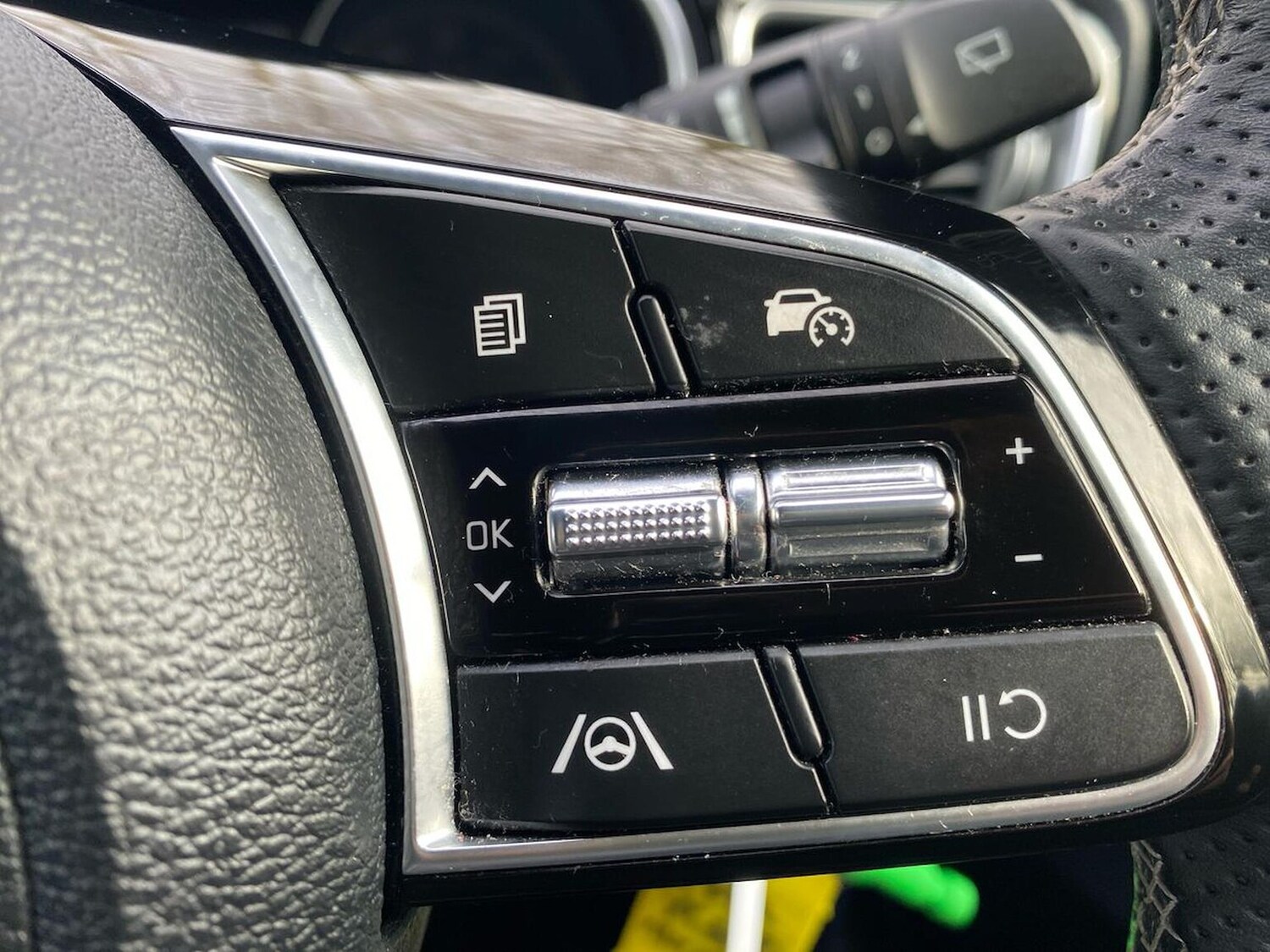 Used Kia XCeed 2023 for sale - 78060599: Photo 25