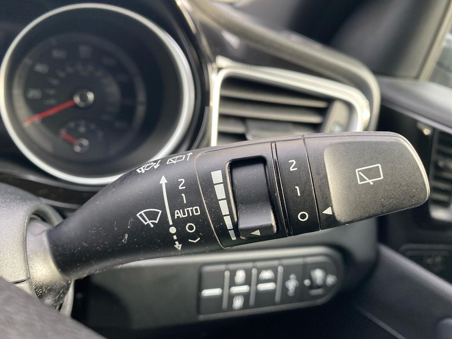 Used Kia XCeed 2023 for sale - 78060599: Photo 28