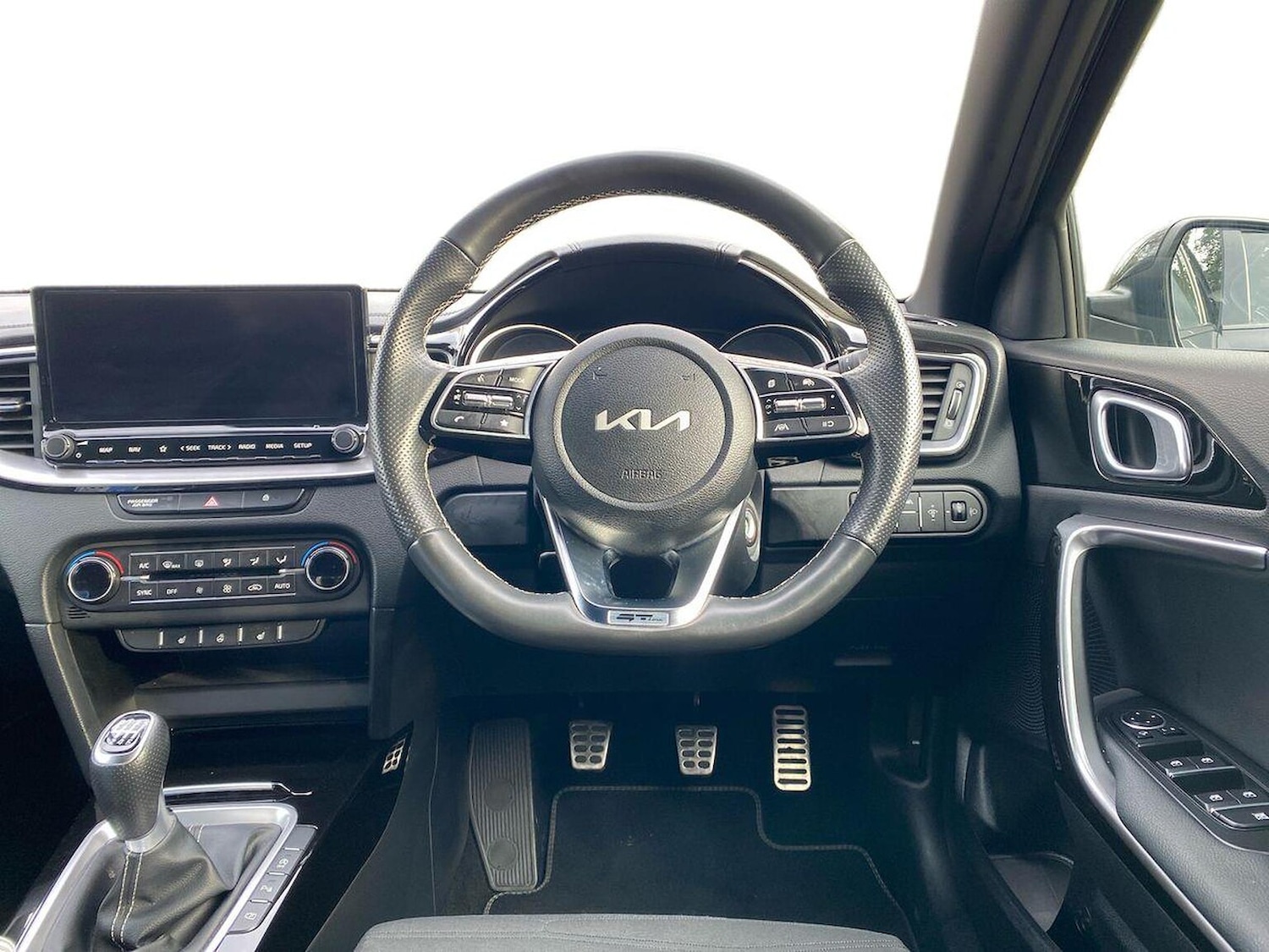 Used Kia XCeed 2023 for sale - 78060599: Photo 8