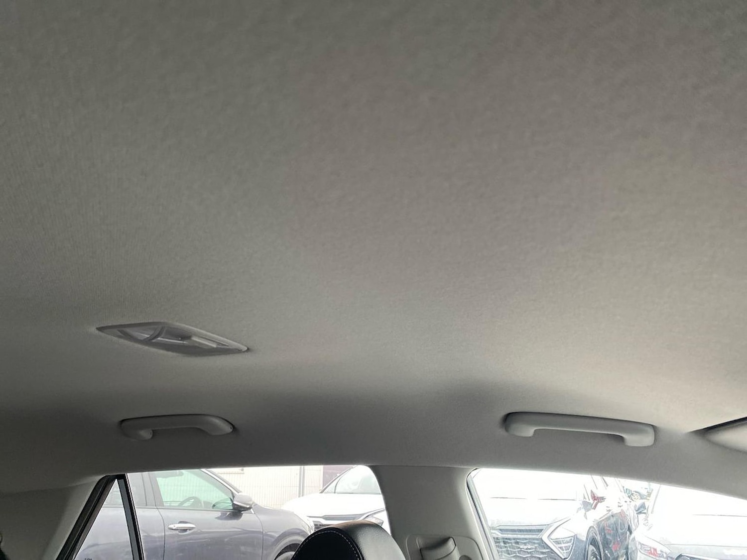 Used Kia Stonic 2025 for sale - 76920079: Photo 32