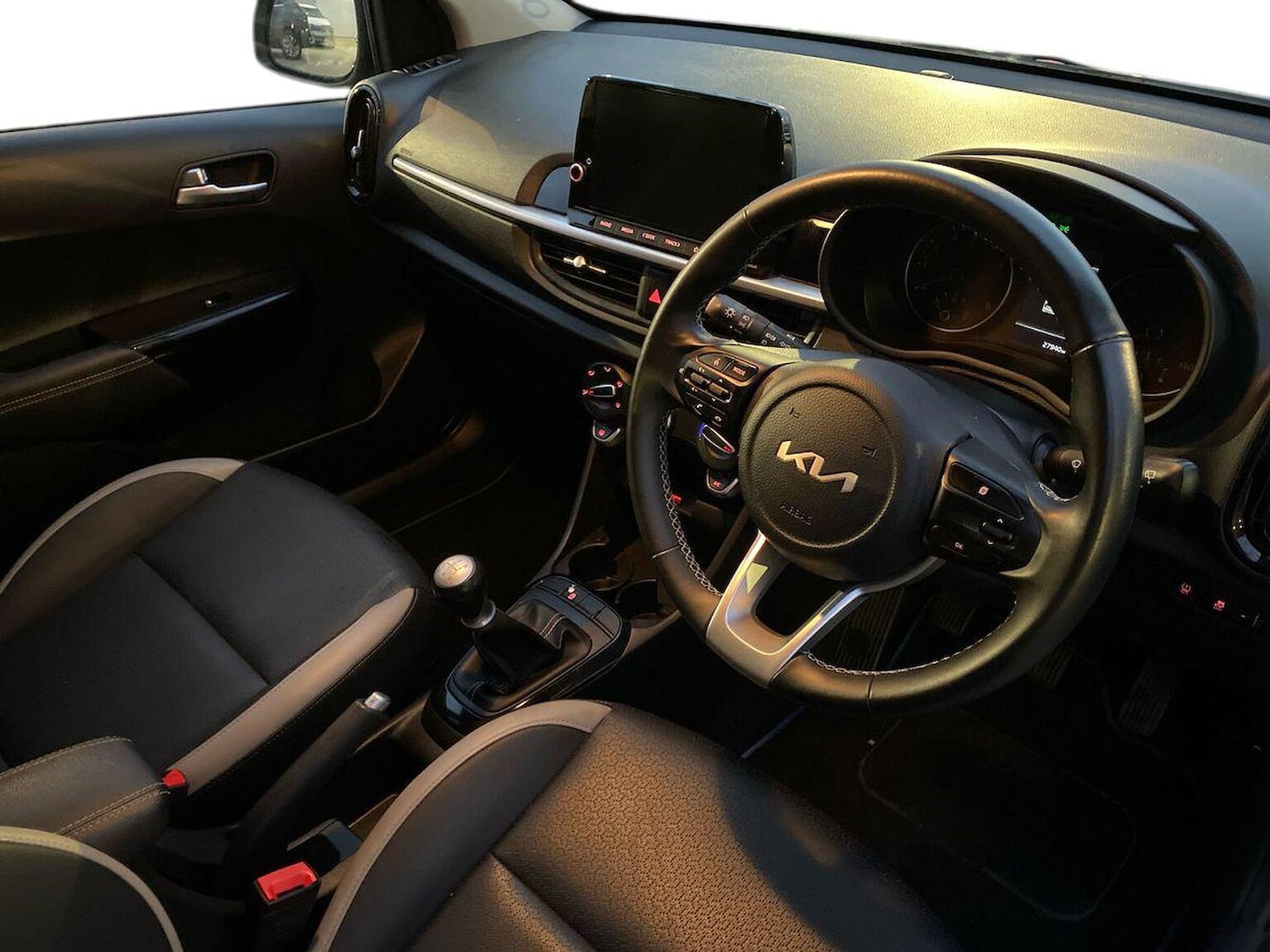 Used Kia Picanto 2023 for sale - 76594914: Photo 15