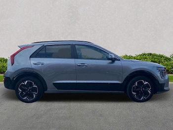 Used Kia Niro 2023 for sale - 75524077: Photo