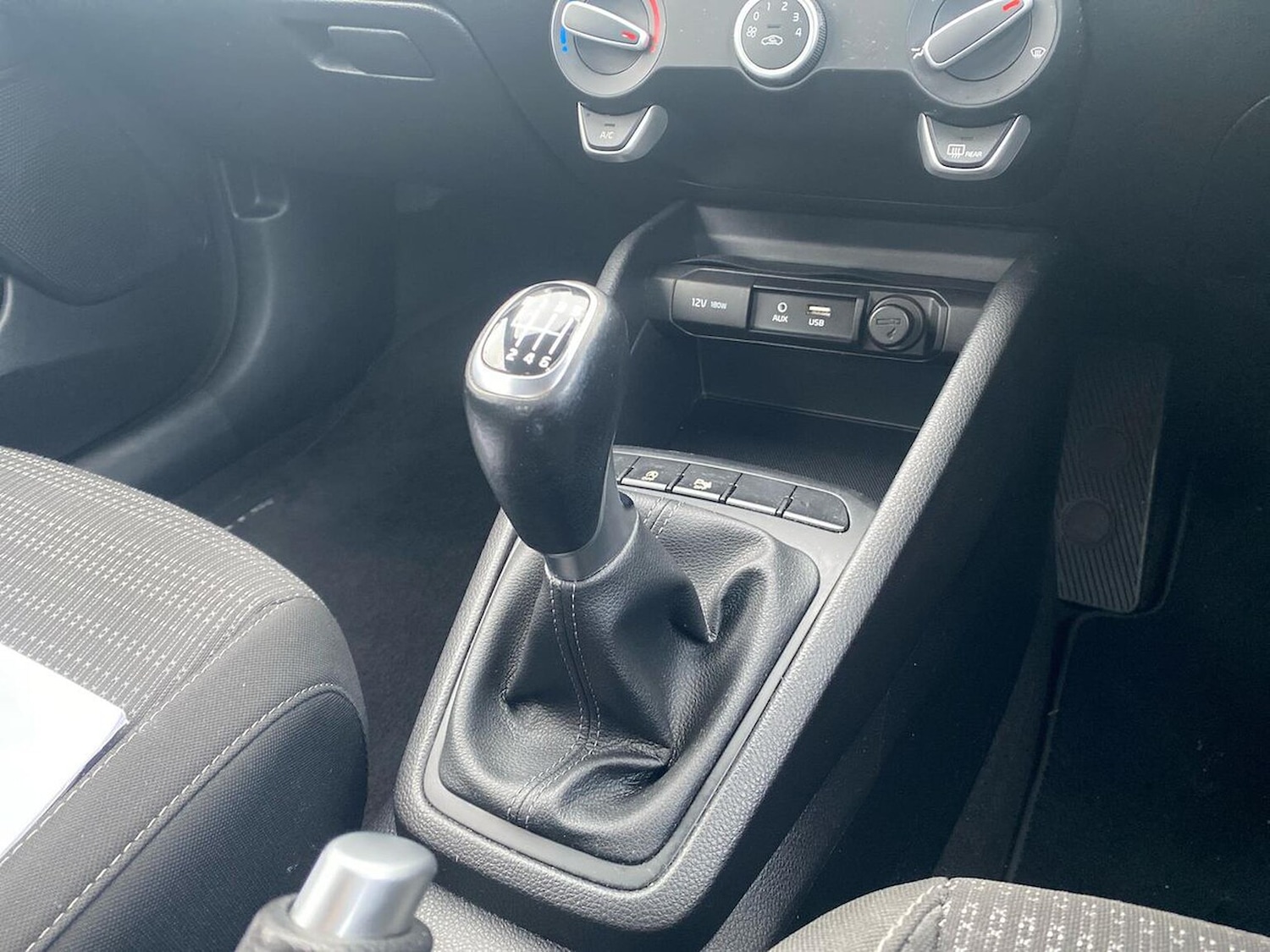 Used Kia Stonic 2019 for sale - 76725912: Photo 13