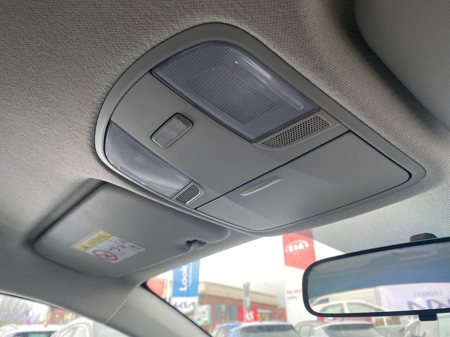 Used Kia Stonic 2019 for sale - 76725912: Photo 14