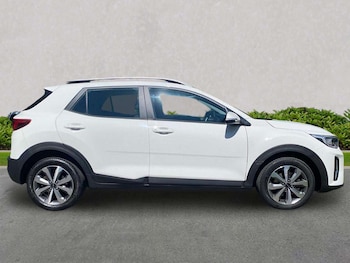 Used Kia Stonic 2023 for sale - 78615033: Photo