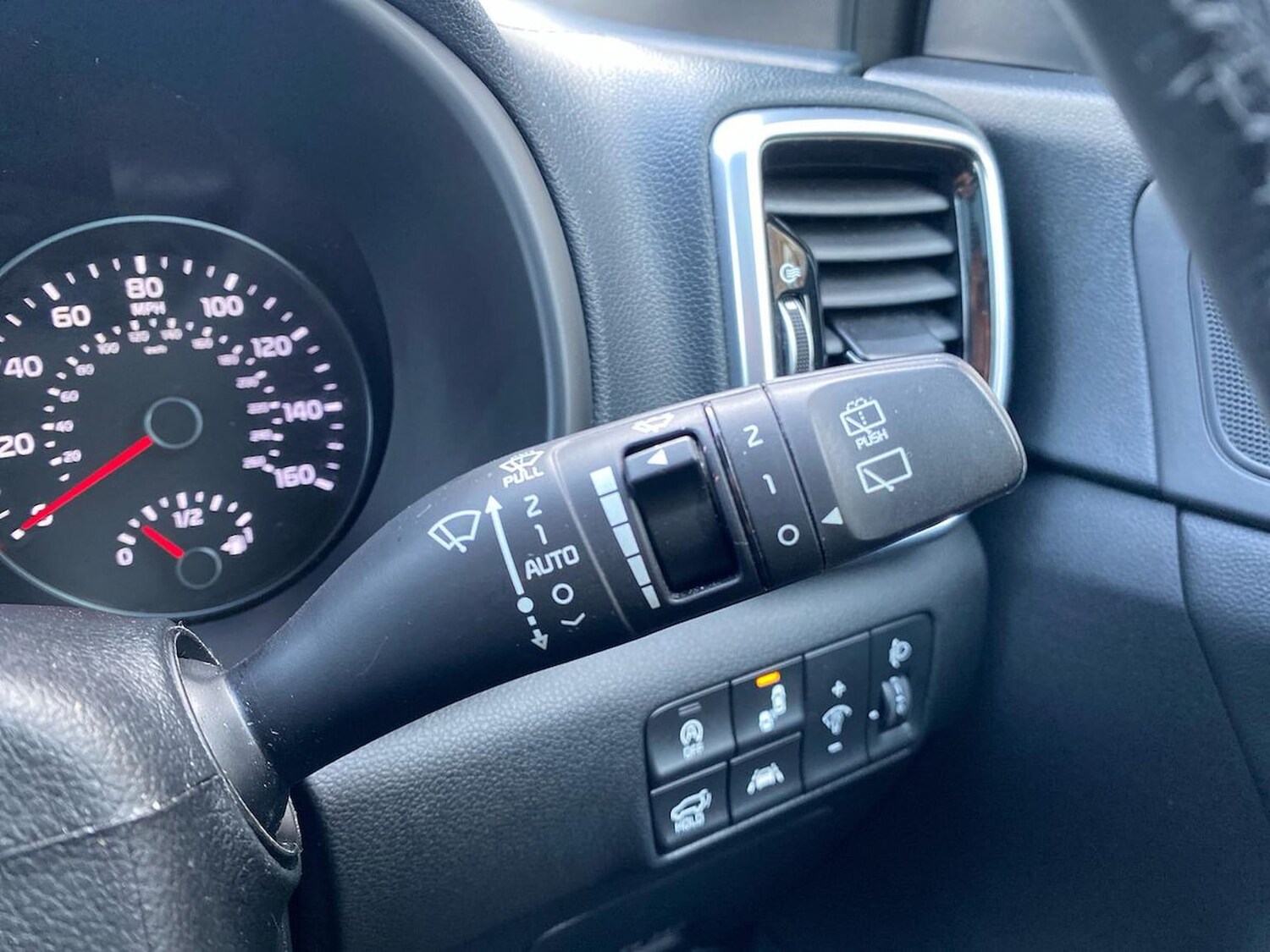 Used Kia Sportage 2018 for sale - 78193102: Photo 30