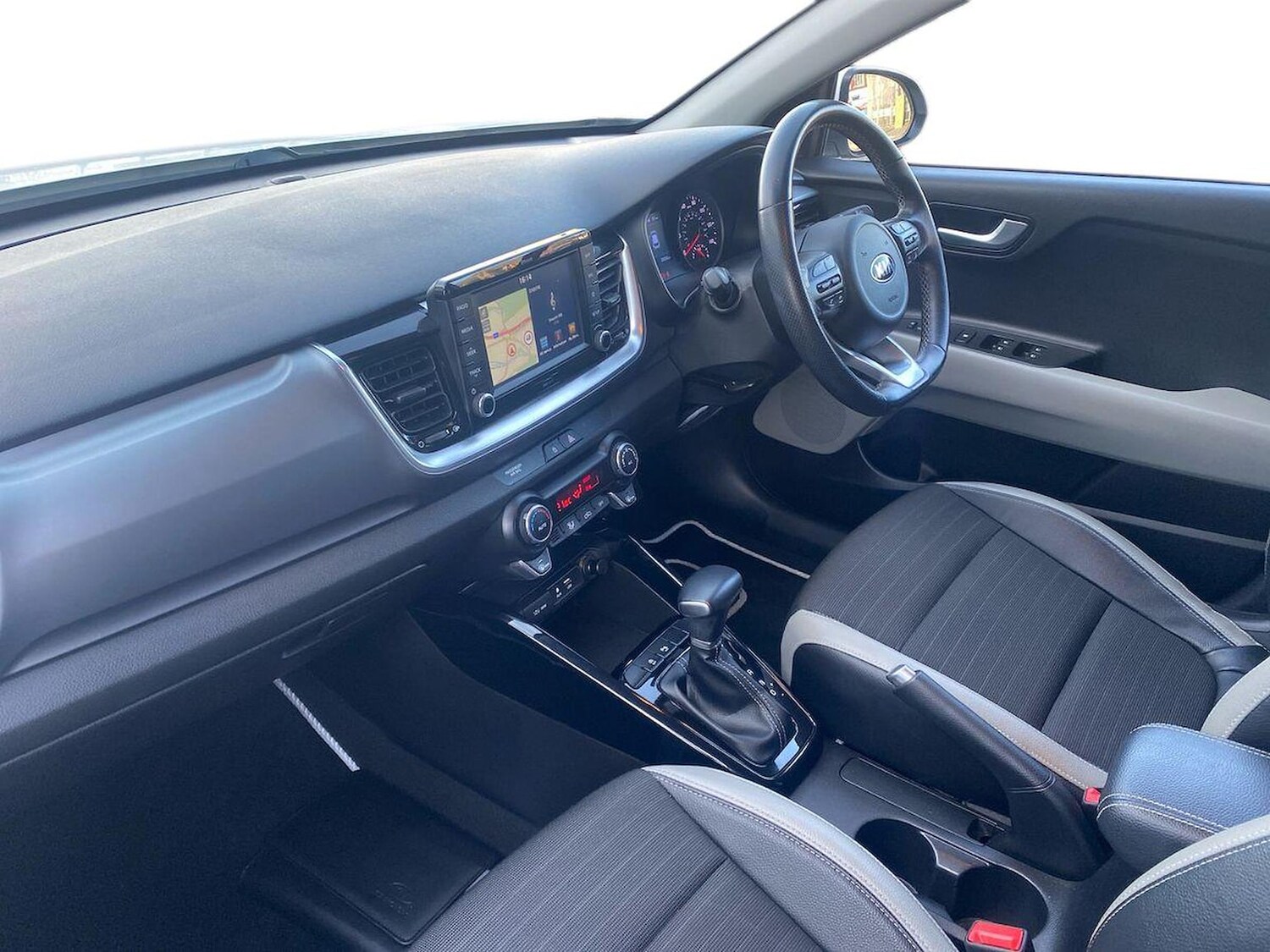 Used Kia Stonic 2020 for sale - 78192963: Photo 9