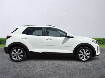 Used Kia Stonic 2021 for sale - 79355767: Photo