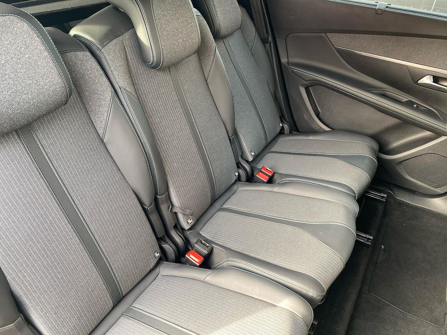 Used Peugeot 5008 2022 for sale - 77796966: Photo 16