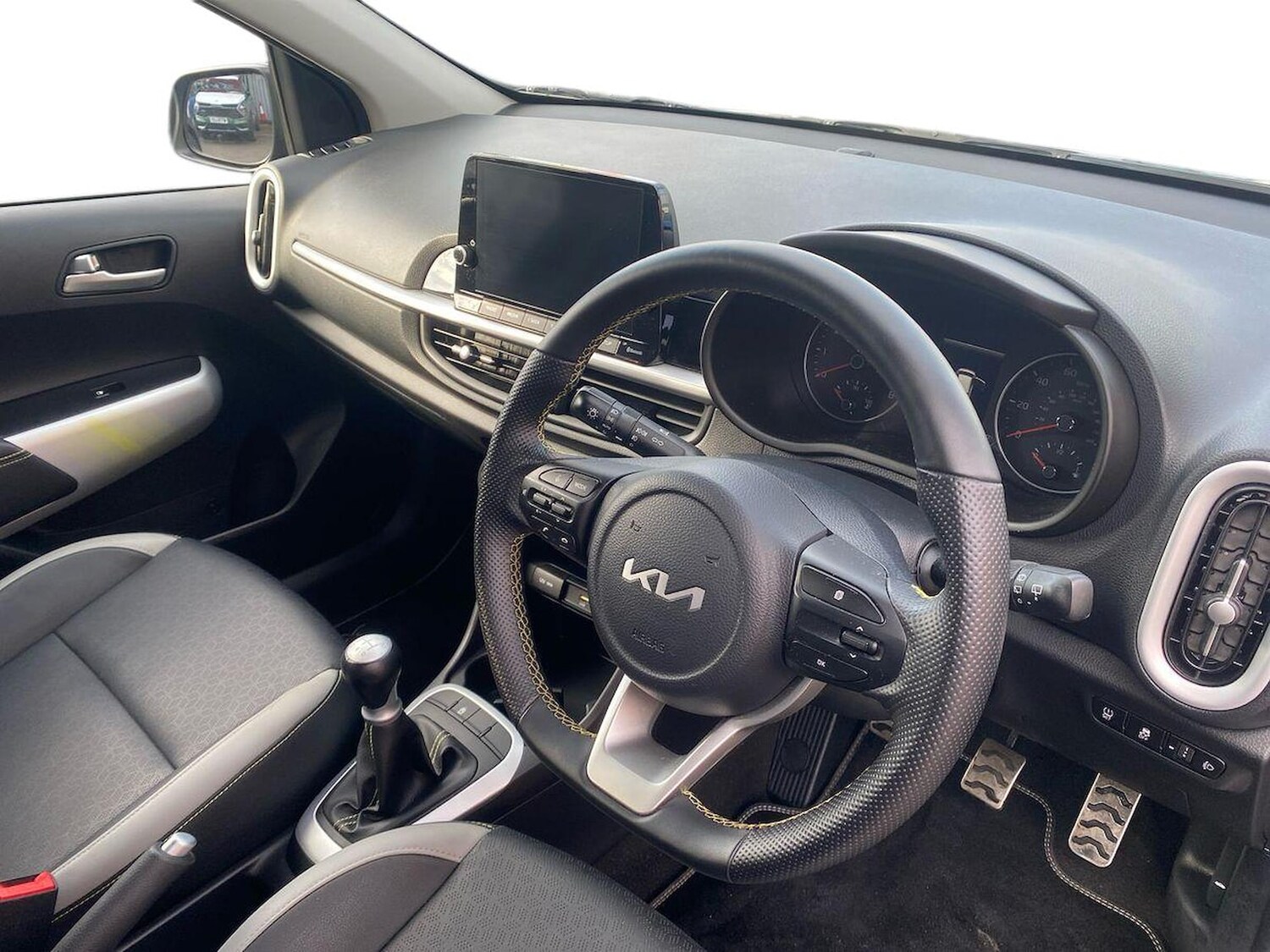 Used Kia Picanto 2022 for sale - 76492383: Photo 15